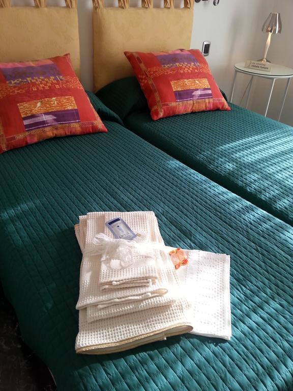 B&B Gloria Gallarate Rum bild
